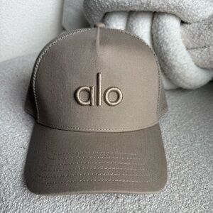 ALO District Trucker Hat - Gravel